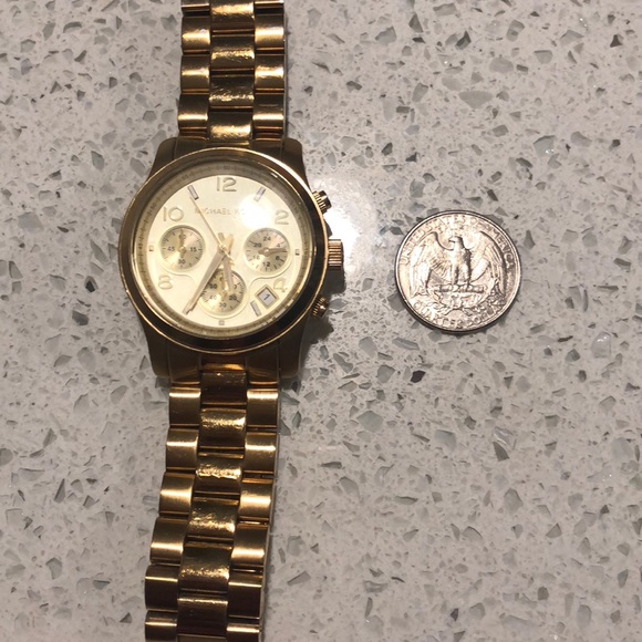 Michael Kors stainless steel gold colored watch - Picture 4 of 4